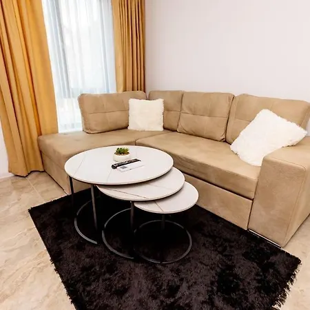 Golden Park Apartamento *